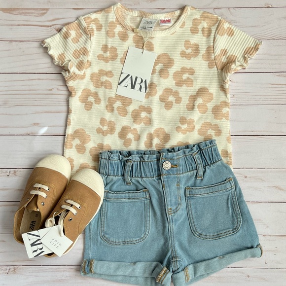 Zara Fabric Sneakers - Picture 4 of 4